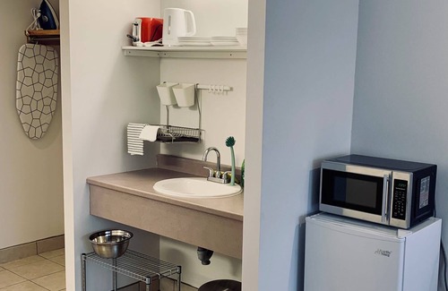 Dartmouth Apartment | Pet-Friendly Studio in the Urban Nest by Sweet Digs