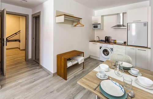 Muxia Apartment | Cozy Studio in Downtown Muxia with Premium Amenities