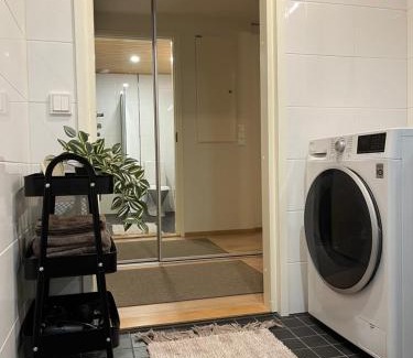 Vantaa City Centre Apartment | Prime Studio VIP - Near Airport & Tikkurila Station