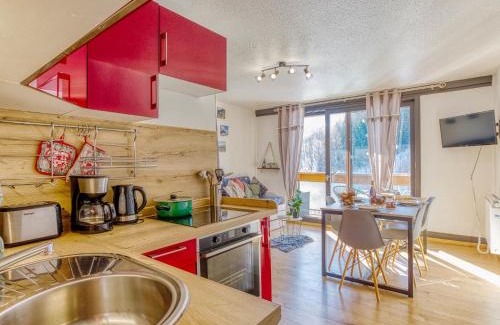 Le Corbier Apartment | Inviting Studio Vostok Zodiaque-91: Pool & Family Friendly