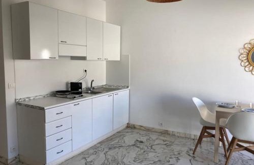 Roquebrune-Cap-Martin Apartment | Seaside Studio Near Monaco with Pool and High Ratings
