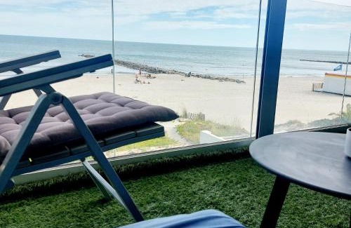 Carnon-Plage Apartment | Oceanfront Studio with Exceptional Views at Carnon Plage