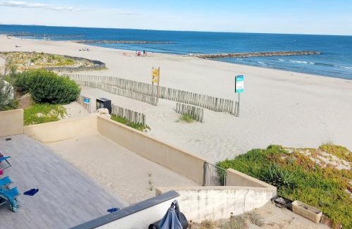 Carnon-Plage Apartment | Oceanfront Studio with Exceptional Views at Carnon Plage