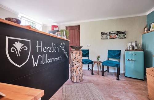 Kelheim Apartment | Cozy 2-Bedroom Studio with Kitchen & Breakfast Options
