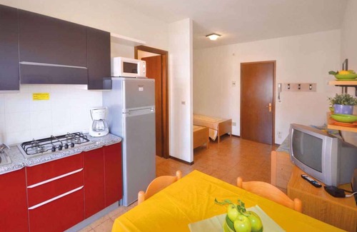 Bibione Apartment | Air-Conditioned Studio with Pools & Ocean Views
