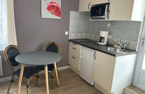 Thonon-les-Bains Apartment | Cozy Studio with Balcony Near Thermal Baths in Thonon