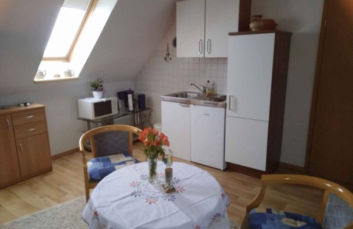 Gingst Apartment | Exceptional Studio with Barbecue Terrace and Lake View