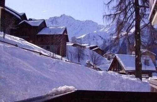 Vallandry Apartment | Family Resort Studio in Paradiski with Spa & Breakfast