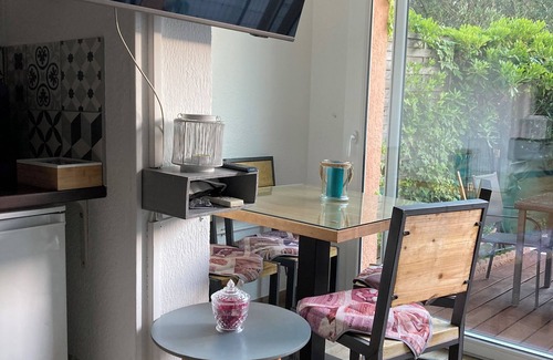 Sausset-les-Pins Apartment | Charming Studio with Garden Near Port and Center