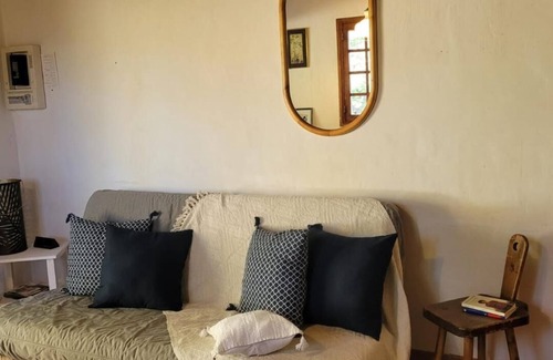 Enchastrayes Apartment | Studio with garden