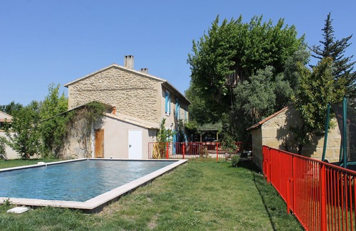 Salon-de-Provence Apartment | Inviting Studio with Pools, Kitchens & Trampoline Fun