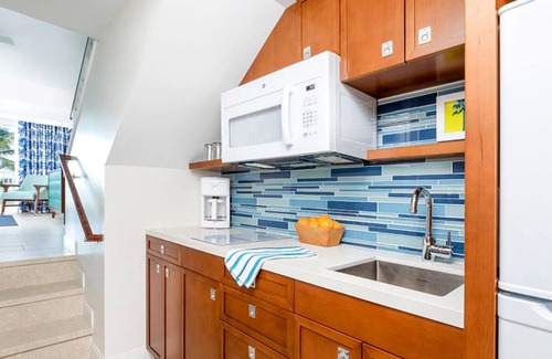 Estate Frenchman Bay Resort | Beachfront Studio with Loft at Wyndham Limetree Resort