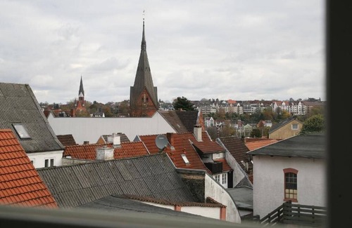 Flensburg Apartment | Panoramic Studio in Old Town with Parking & Ocean Views