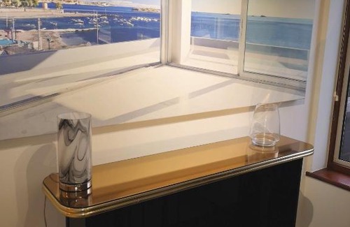 Westminster Apartment | Ideal Studio with Parking in Central London - 9/10 Rated!