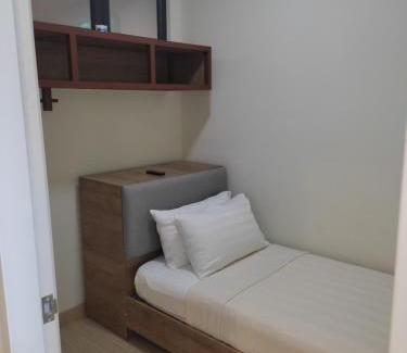 Balok Apartment | Cozy Studio with Privacy Balcony & Ocean View at TimurBay