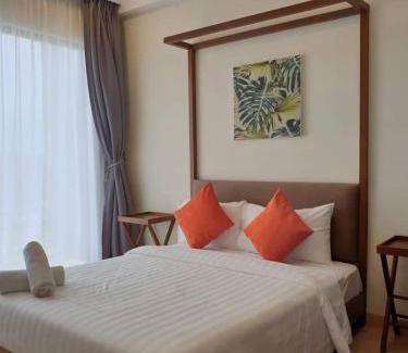 Balok Apartment | Cozy Studio with Privacy Balcony & Ocean View at TimurBay