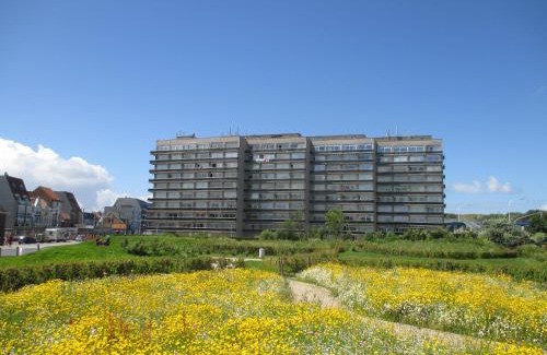 Bredene Apartment | Sea View Studio in Bredene with Exceptional Guest Rating