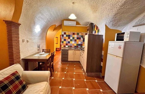 Benalua de Guadix Apartment | Cozy Studio with Terrace and Free Internet Access