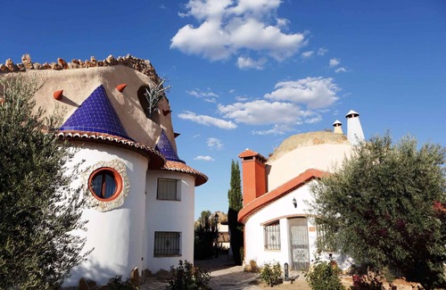 Benalua de Guadix Apartment | Cozy Studio with Terrace and Free Internet Access