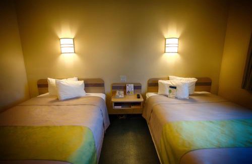 St. Robert Hotel | Oceanfront Getaway at Studio Z, Ascend Hotel Collection