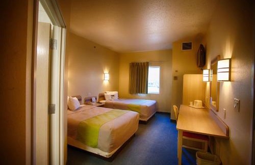 St. Robert Hotel | Oceanfront Getaway at Studio Z, Ascend Hotel Collection