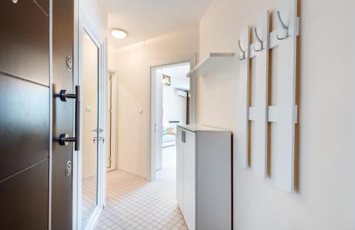 G.K. Bratya Miladinovi Apartment | Discover Studio Zia 3: Child-Friendly Retreat in Lazur