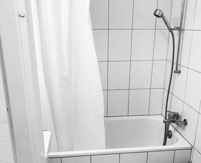 Center Apartment | Studio, Zurich HB Station Leon