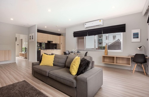 Thapae Apartment | Comfortable Studio365 Apartment with Spa & Breakfast