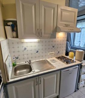 Saint-Pierre-en-Port Apartment | Oceanfront Studiomer Résidence with 9.3/10 Guest Rating