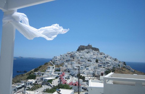 Astypalaia Hotel | Discover Studios Anemomilos: Pet & Child-Friendly Retreat