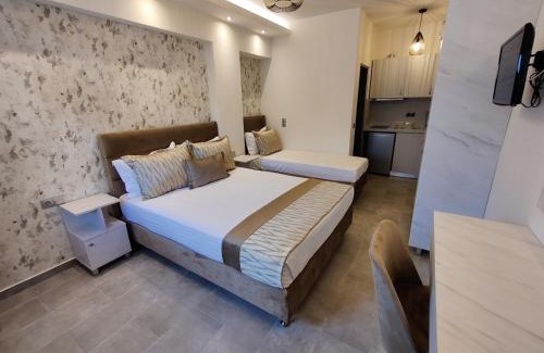 Chrisi Ammoudia Apartment | Top-Rated Studios Apollon with Family-Friendly Amenities