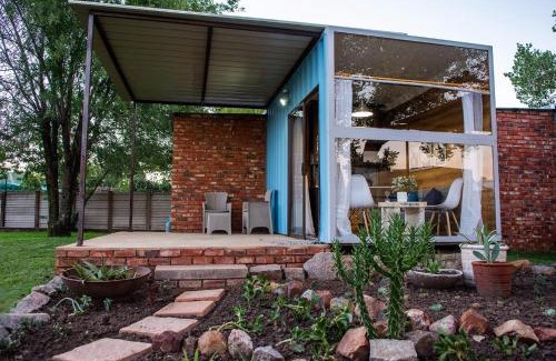 Vredefort Apartment | Budget-Friendly Studios @ Delver with Kitchen Amenities