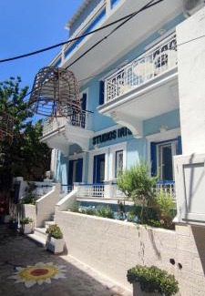 Pythagorion Apartment | Discover Studios Iris: Pet and Child-Friendly Retreat