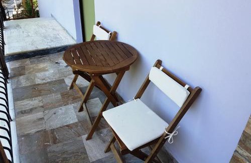 Sivros Apartment | Oceanfront Studios Lefkada with Breakfast & Pet-Friendly Stay