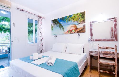 Skala Potamias Apartment | Family-Friendly Studios Liolios #3 with Inviting Hot Tub