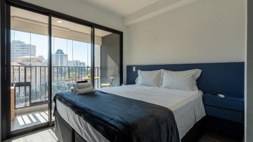 Vila Mariana House | Modern Studios with Pool Access near Vila Mariana Station
