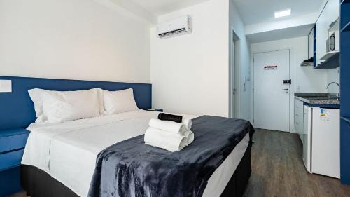 Vila Mariana House | Modern Studios with Pool Access near Vila Mariana Station