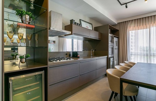 Centro Apartment | Discover HOMS Studios Tower: Ideal Stay with Pool in Floripa