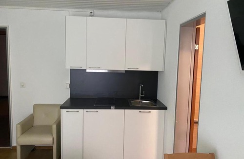 Birsfelden Hotel | Cozy Studios with Kitchenette and Family-Friendly Amenities