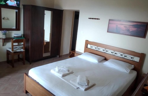 Agii Anargiri Apartment | Welcome to studiosKALITHEA: Family-Friendly Retreat