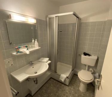 Egestorf Hotel | Welcoming Studtmann's Gasthof: Family-Friendly with Breakfast