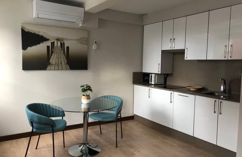 Santiago de Compostela Apartment | Ideal Retreat Near Cathedral with Garden Terrace & WiFi