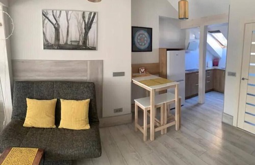 Klaipeda Apartment | Cozy Study Bucket: Family-Friendly with Spa & Hot Tub