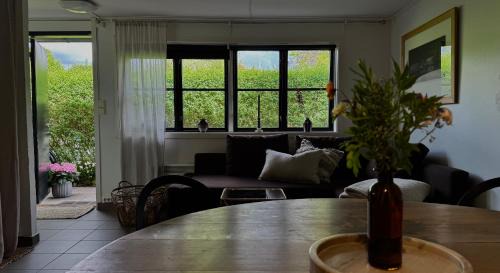 Brosarp House | Inviting Stuga Bra Nock: Pet-Friendly with Breakfast & Hot Tub