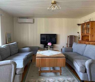 Tvaaker House | Scenic Stuga i Björkäng with Ocean Views for Families