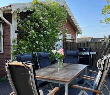 Tvaaker House | Scenic Stuga i Björkäng with Ocean Views for Families