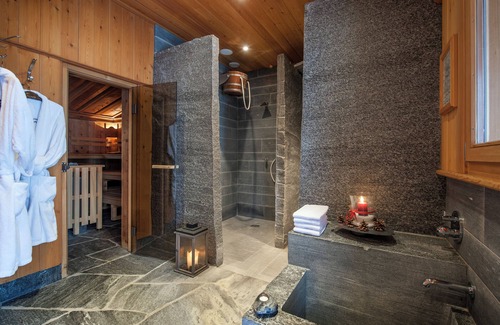 Wildhaus-Alt St. Johann Hotel | Discover Stump's Alpenrose: Spa & Family-Friendly Escape