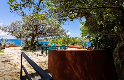 Arawak Hill Villa | Clifftop Villa with Infinity Pool & Ocean Views, Rated 10/10