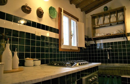 Giovi-Ponte Alla Chiassa Villa | Ideal Villa for 11 with Pool and Close to Arezzo