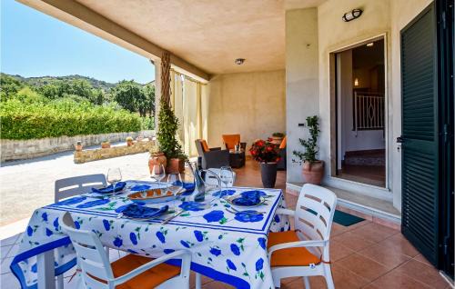 Alani House | Family-Friendly 3 Bedroom Retreat in Castellabate - Rated 10/10